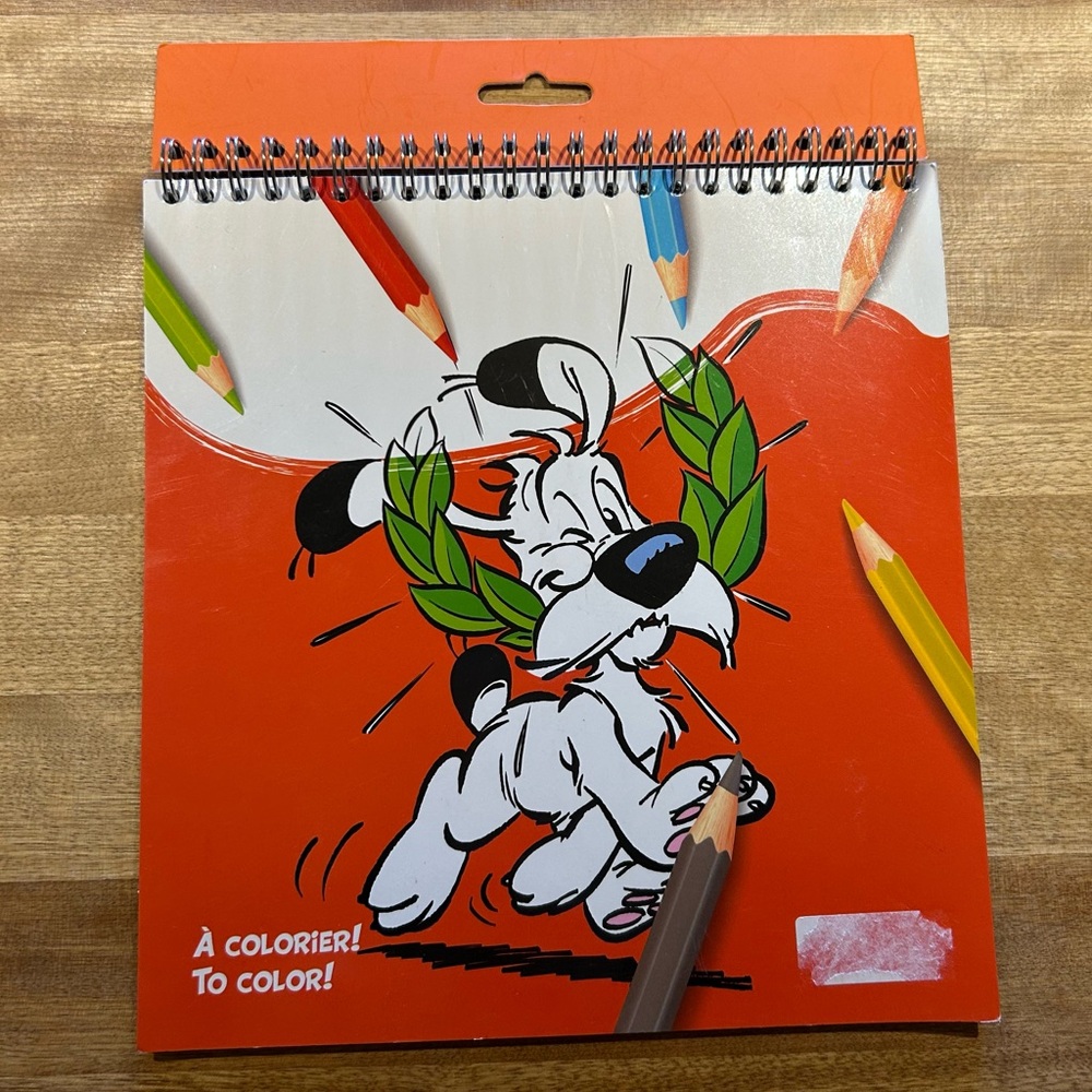 💥  2 for 12 or 4 for 20 💥 - Astérix Colouring Book